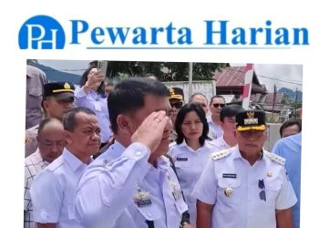 Gubernur Sulut Yulius Selvanus Tabur Bunga di Makam Kakek Buyut Presiden Prabowo di Langowan