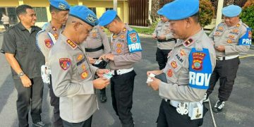 Kabid Propam Awasi Langsung Penegakan Ketertiban dan Disiplin di Mapolda Sulut