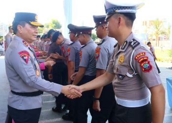 Kado Hari Bhayangkara ke-80, Sebanyak 290 Personel Polda Sulut Terima Kenaikan Pangkat