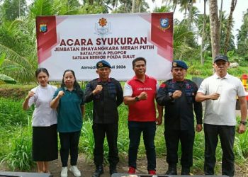 Brimob Polda Sulut Bangun Jembatan dan Jalan Setapak, Pangkas Jarak Tempuh Warga Airmadidi Bawah